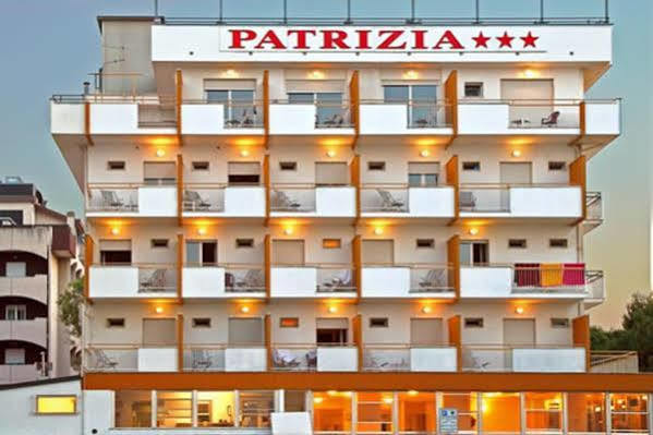 Hotel Patrizia リッチョーネ エクステリア 写真